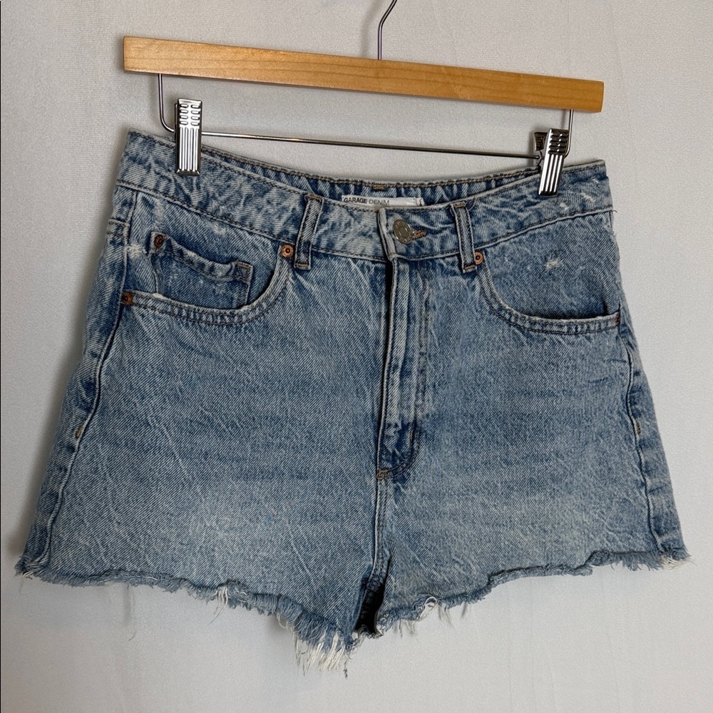 Garage Women's Denim Festival Raw Hem Shorts Size 28 (7) Leah Blue